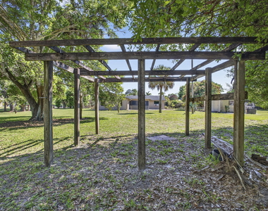 7107 181st Street N - Photo Thumbnail 48