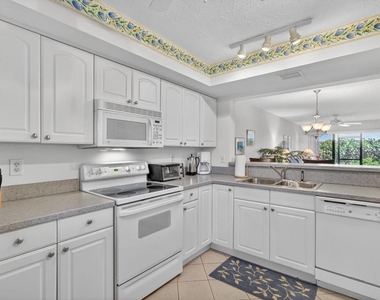 7410 S Ocean Drive - Photo Thumbnail 2