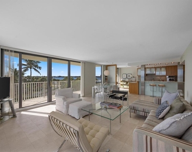 3360 S Ocean Boulevard - Photo Thumbnail 7