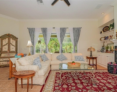 5873 Pine Ridge Circle - Photo Thumbnail 6