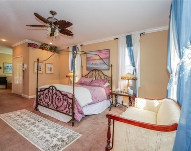 5873 Pine Ridge Circle - Photo Thumbnail 19