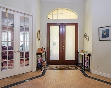 5873 Pine Ridge Circle - Photo Thumbnail 2