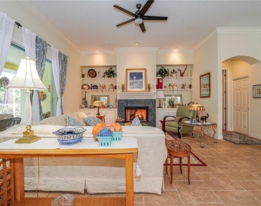 5873 Pine Ridge Circle - Photo Thumbnail 5