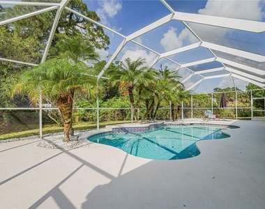 5873 Pine Ridge Circle - Photo Thumbnail 31