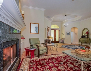 5873 Pine Ridge Circle - Photo Thumbnail 3