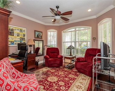 5873 Pine Ridge Circle - Photo Thumbnail 7