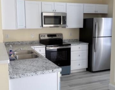 4262 Sw Jared Street - Photo Thumbnail 8