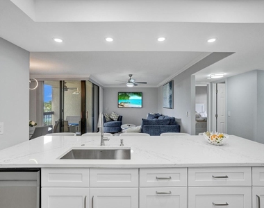 955 Egret Circle - Photo Thumbnail 6