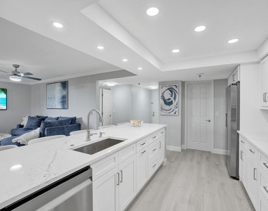 955 Egret Circle - Photo Thumbnail 8
