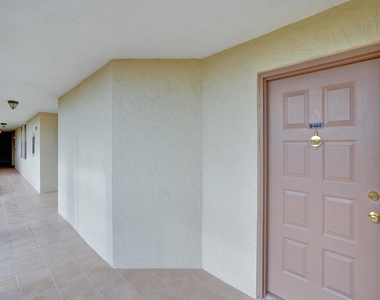 955 Egret Circle - Photo Thumbnail 40