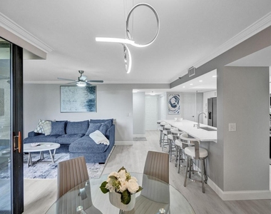 955 Egret Circle - Photo Thumbnail 13