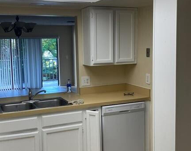 2516 S 19th Street - Photo Thumbnail 4