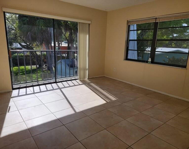 2516 S 19th Street - Photo Thumbnail 9