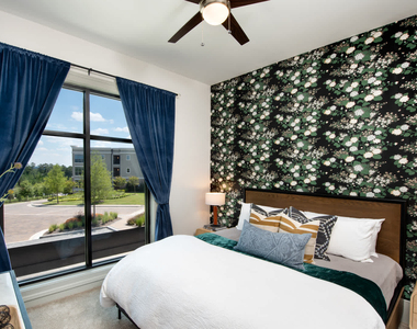900 View Dr - Photo Thumbnail 17
