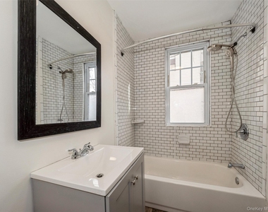 236 Mansion Street - Photo Thumbnail 12