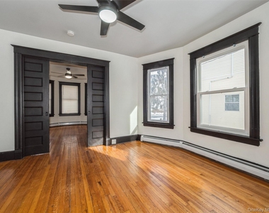 236 Mansion Street - Photo Thumbnail 9