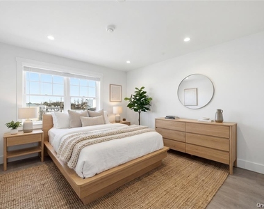 180 Deer Park Avenue - Photo Thumbnail 14