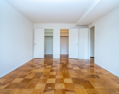 125 Lake Street - Photo Thumbnail 11