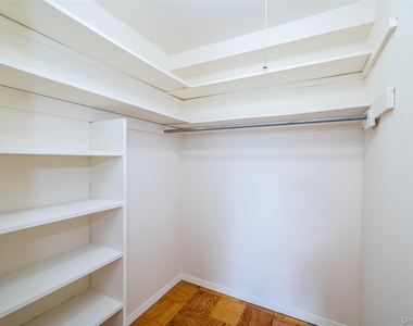 125 Lake Street - Photo Thumbnail 23