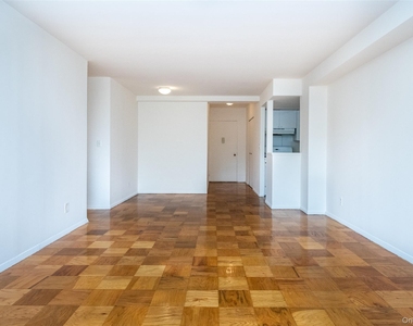 125 Lake Street - Photo Thumbnail 6