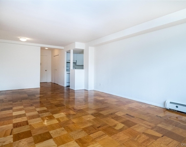 125 Lake Street - Photo Thumbnail 15