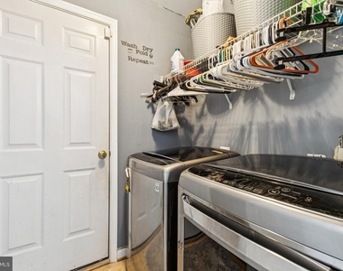 2958 Myrtlewood Drive - Photo Thumbnail 6