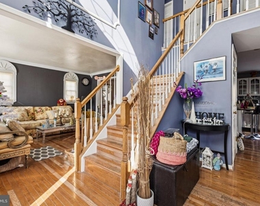 2958 Myrtlewood Drive - Photo Thumbnail 1