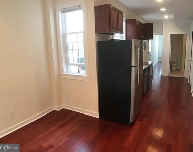 2631 W Girard Avenue - Photo Thumbnail 14