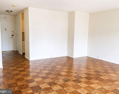 210 Locust Street - Photo Thumbnail 5