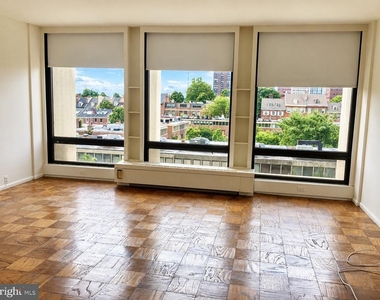 210 Locust Street - Photo Thumbnail 4