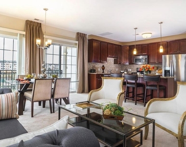 1307 Churchill Downs Way - Photo Thumbnail 15