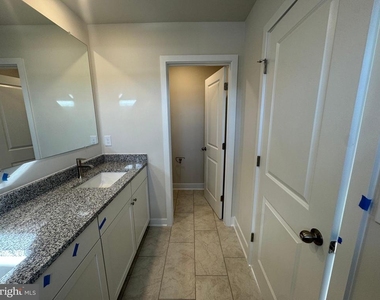 1826 Oxbow Road - Photo Thumbnail 14