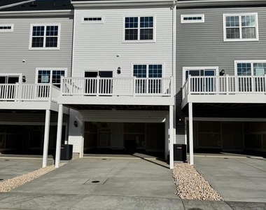 1826 Oxbow Road - Photo Thumbnail 33