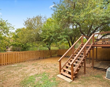 220 Sailmaster St - Photo Thumbnail 22
