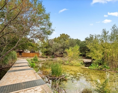 220 Sailmaster St - Photo Thumbnail 2