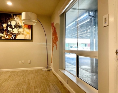 3110 Red River St - Photo Thumbnail 17