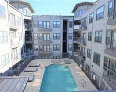 2502 Leon St - Photo Thumbnail 12