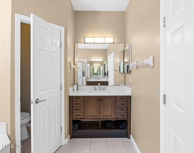425 Oak Pond Drive - Photo Thumbnail 39