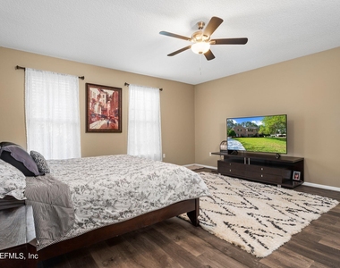425 Oak Pond Drive - Photo Thumbnail 20