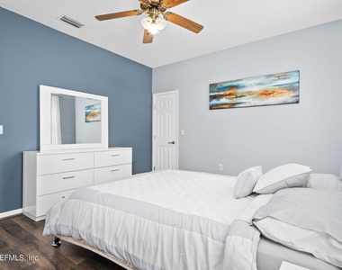 425 Oak Pond Drive - Photo Thumbnail 36