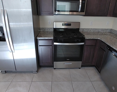 124 Java Lane - Photo Thumbnail 7