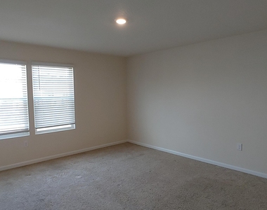 124 Java Lane - Photo Thumbnail 19