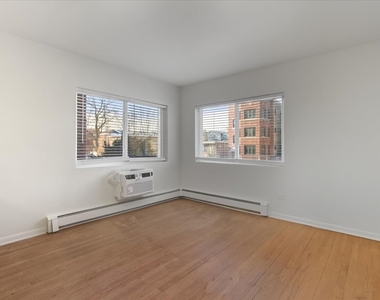 7359 N Winchester Avenue - Photo Thumbnail 5