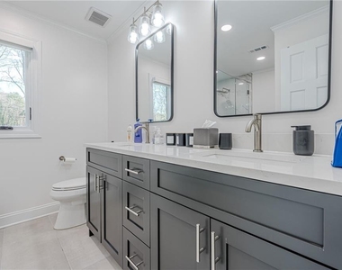 4562 Columns Drive - Photo Thumbnail 56