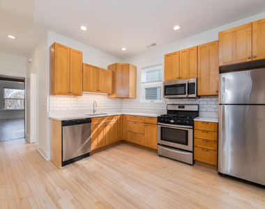 3446 N Springfield Avenue - Photo Thumbnail 10