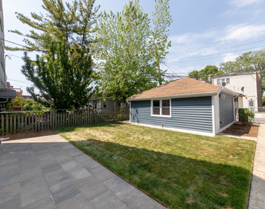3446 N Springfield Avenue - Photo Thumbnail 22