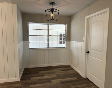 4821 Burning Tree Drive - Photo Thumbnail 2