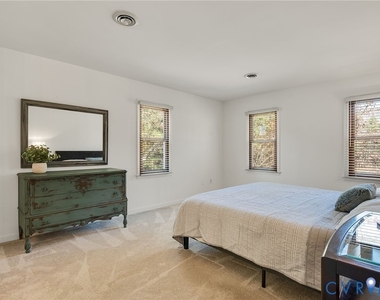 9621 Peppertree Drive - Photo Thumbnail 32