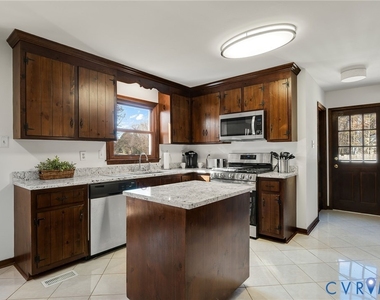 9621 Peppertree Drive - Photo Thumbnail 9