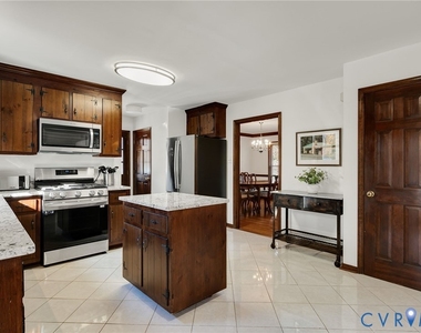 9621 Peppertree Drive - Photo Thumbnail 8